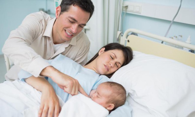 Bất chấp gia đình ngăn cản để lấy chồng già hơn 25 tuổi, vợ trẻ được nhiều hơn mất - Ảnh 3. Bất chấp gia đình ngăn cản để lấy chồng già hơn 25 tuổi, vợ trẻ được nhiều hơn mất - Ảnh 3.