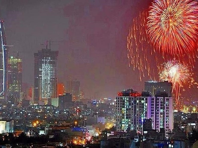 TP.HCM: C&aacute;c hướng đi thời điểm bắn ph&aacute;o hoa dịp Lễ 30-4 v&agrave; 1-5 - Ảnh 1.