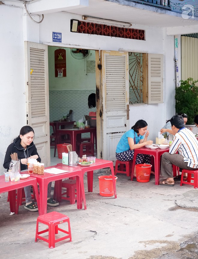 Đi một vòng Sài Gòn ghé 6 quán bánh canh siêu ngon mà giá bình dân, ăn một lần là thương nhớ - Ảnh 14.