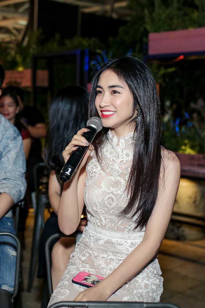 Vừa công khai bạn trai mới, Hòa Minzy đã đến chúc mừng tình tin đồn Mai Tiến Dũng - Ảnh 4. Vừa công khai bạn trai mới, Hòa Minzy đã đến chúc mừng tình tin đồn Mai Tiến Dũng - Ảnh 4.