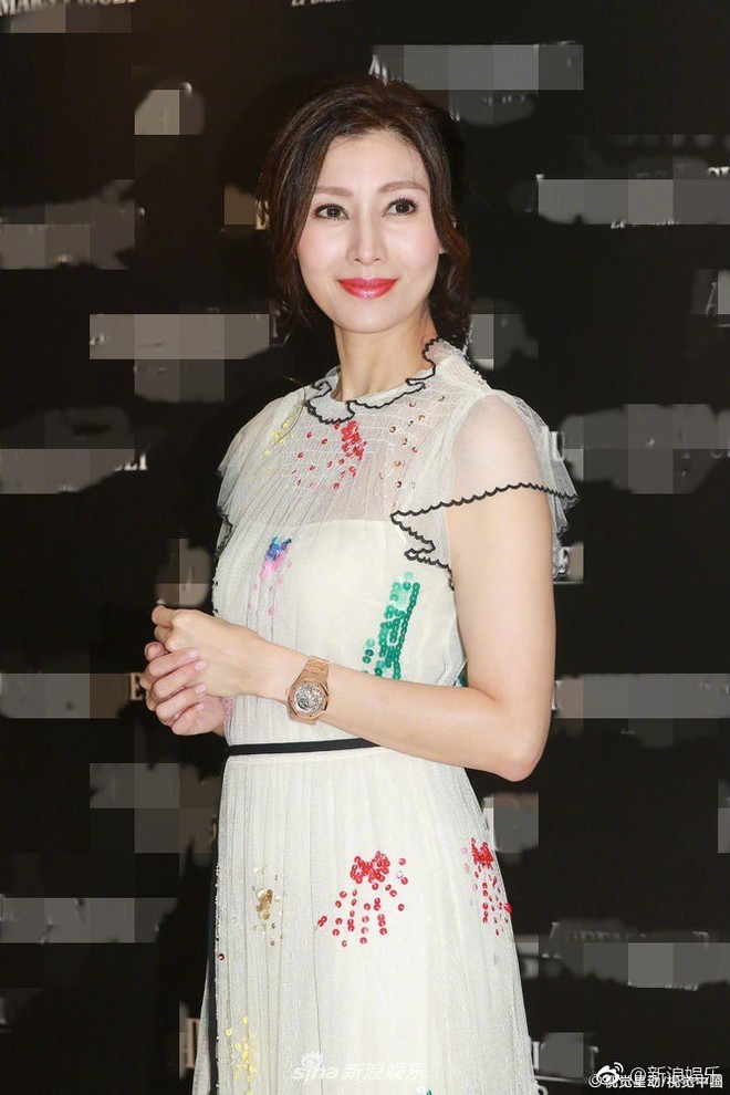 Lấy chồng đại gia, Hoa hậu Hồng Kông đẹp nhất lịch sử khoe nhan sắc lão hoá ngược dù đã U50 - Ảnh 3.