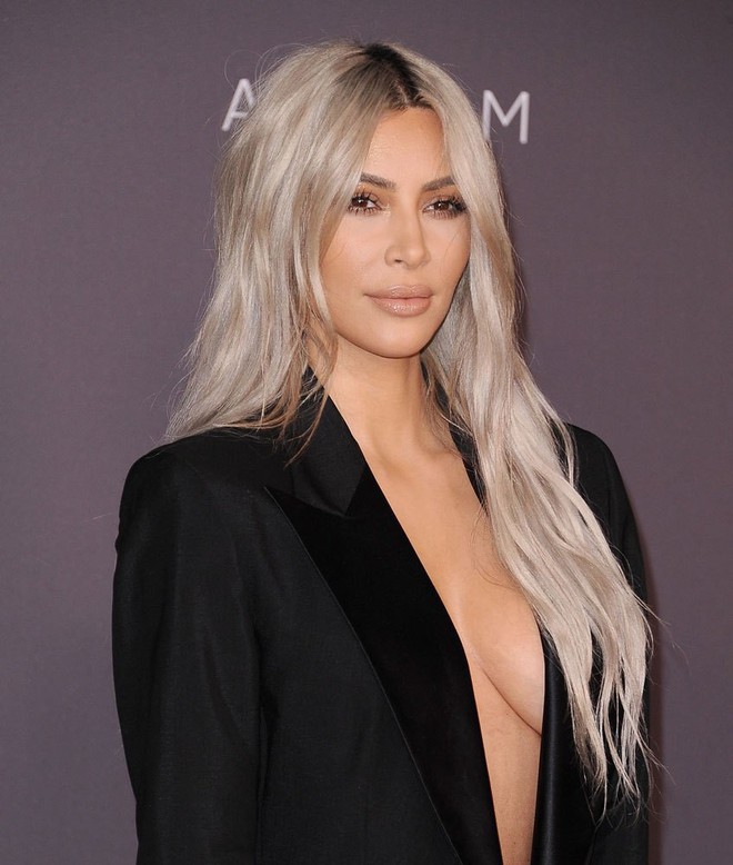 Để đẹp như Kim Kardashian hãy đầu tư 30 triệu cho 7 sản phẩm dưỡng da, chống lão hóa này - Ảnh 2. Để đẹp như Kim Kardashian hãy đầu tư 30 triệu cho 7 sản phẩm dưỡng da, chống lão hóa này - Ảnh 2.
