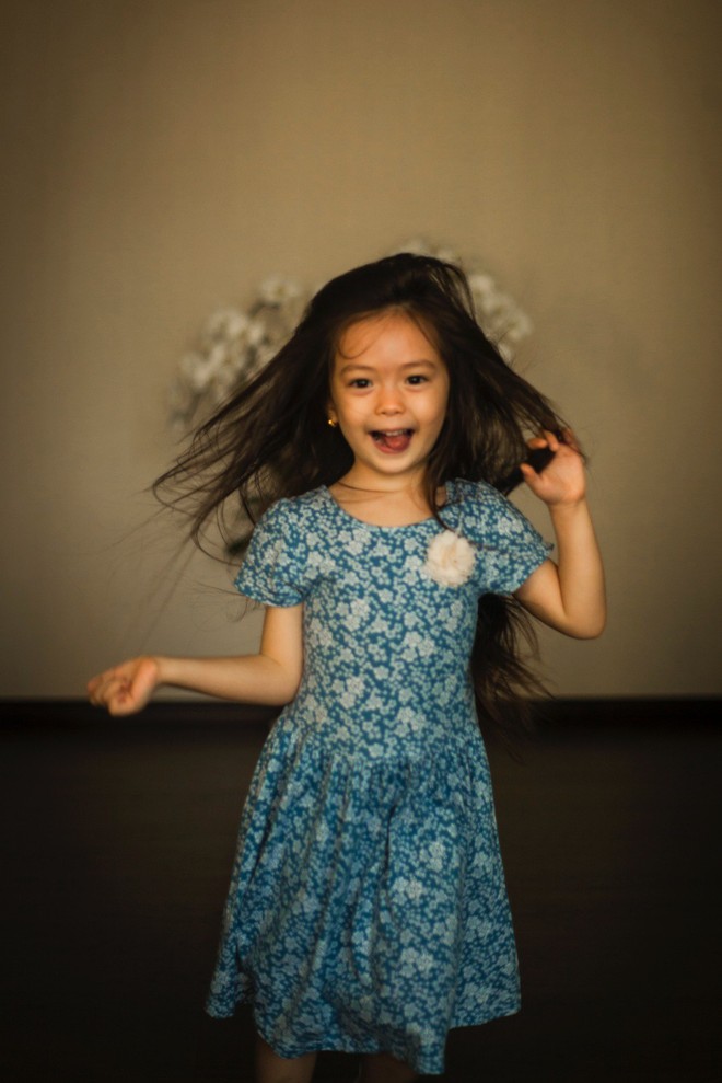 Sở hữu tủ quần áo hàng hiệu nhưng con gái Đoan Trang vẫn diện đầm cũ ngày sinh nhật - Ảnh 2.