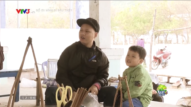 Bố ơi: Con trai Nguyễn Hải Phong khóc lóc vì lỡ làm mất xe đạp của chủ nhà - Ảnh 3.