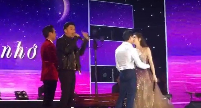 Bị chỉ trích vì hôn Kim Lý trên sân khấu trực tiếp, Hà Hồ bình tĩnh đáp trả antifan - Ảnh 1.