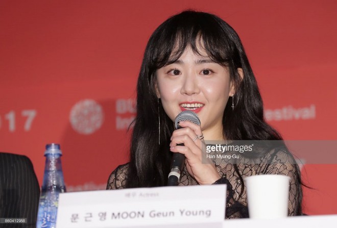 Thời gian, bệnh tật, áp lực dư luận đã hủy hoại nhan sắc Em gái quốc dân Moon Geun Young - Ảnh 25.