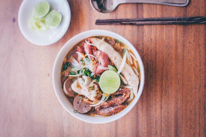 Quán ăn chính gốc Việt Nam hiếm hoi giữa lòng Hong Kong sẽ khiến bạn thích thú khi du lịch đến đây - Ảnh 5.