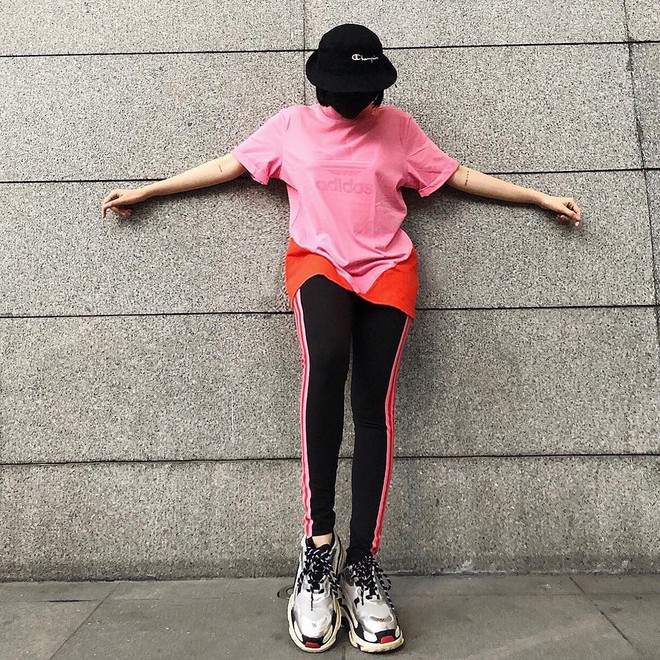 Kỳ Duyên chiếm sóng street style tuần này với 3 bộ đồ cực chất - Ảnh 24.