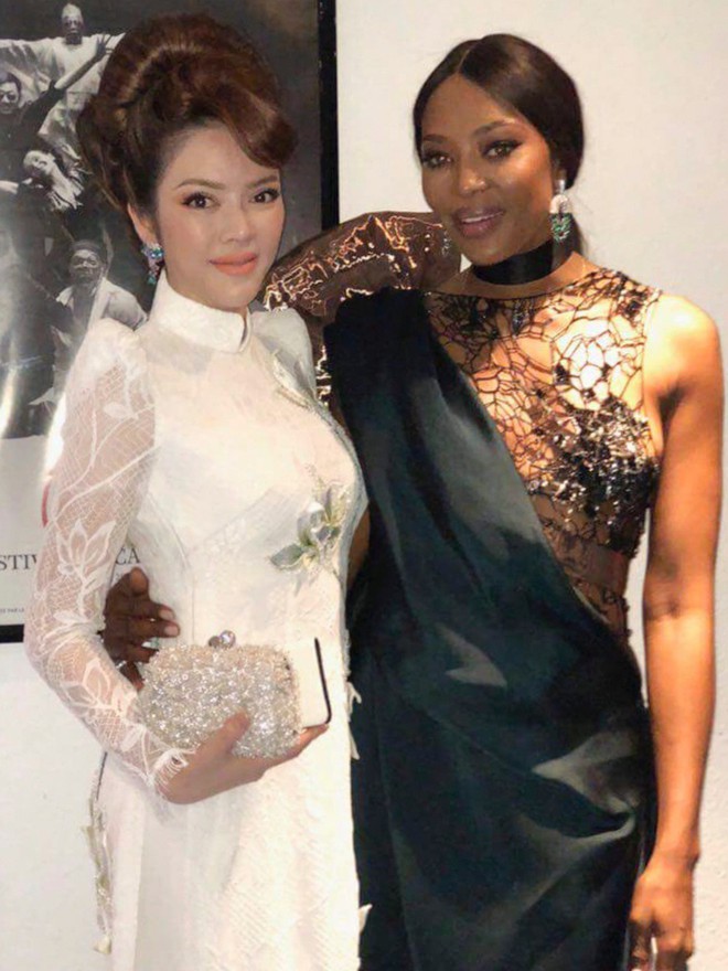 Lý Nhã Kỳ gây ấn tượng với tà áo dài Việt, hội ngộ Naomi Campbell tại LHP Cannes 2018 - Ảnh 11.