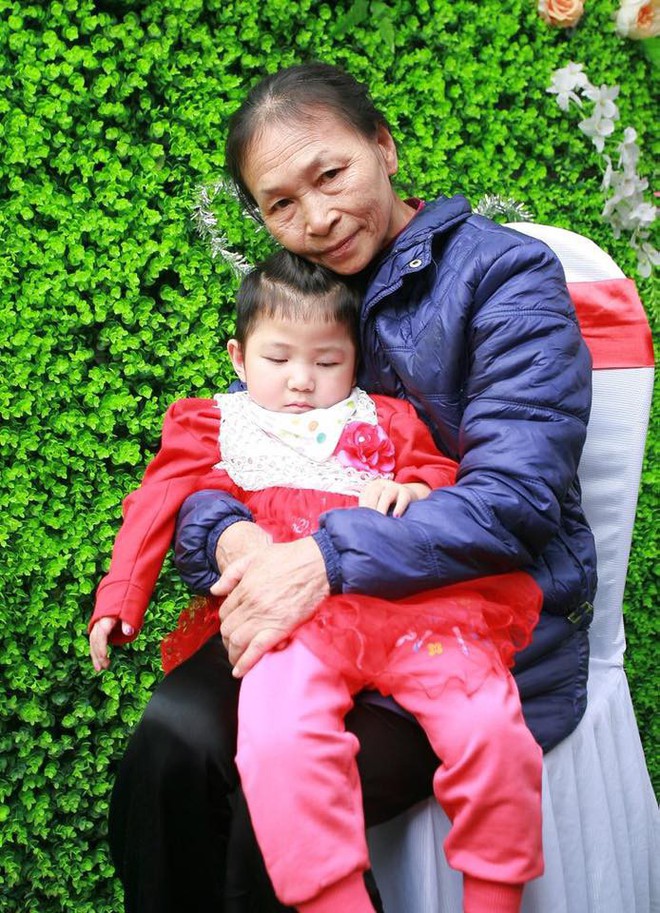 Sau 2 tháng bế em bé Lào Cai xinh như công chúa trong đám cưới, mẹ nuôi 9X của Yến Nhi khoe mang thai con đầu lòng - Ảnh 8.