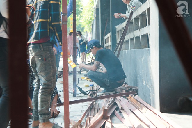 Hà Nội: Bắt đầu cưỡng chế 42 cơ sở kinh doanh trên mặt đường Nguyễn Khánh Toàn - Ảnh 11.
