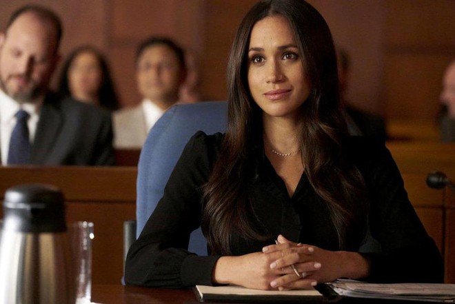 Công nương Meghan sẽ phải đánh đổi những điều này sau hôn lễ cổ tích với Hoàng tử Harry - Ảnh 7.