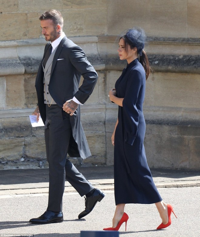 Vợ chồng Beckham quá đẹp và sang chảnh, chiếm trọn spotlight của dàn khách mời tại đám cưới Hoàng gia - Ảnh 4.