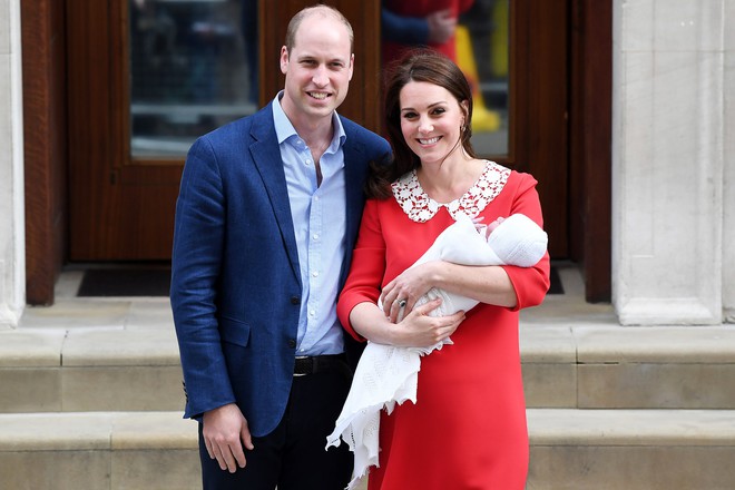 Giấy khai sinh của con trai thứ 3 tiết lộ nghề nghiệp của hoàng tử William và Kate, đúng là nghề độc nhất vô nhị ở nước Anh - Ảnh 2.