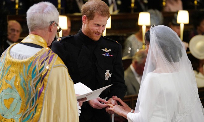 Nhẫn cưới Hoàng tử Harry trao cho Công nương Meghan Markle có gì đặc biệt? - Ảnh 1.
