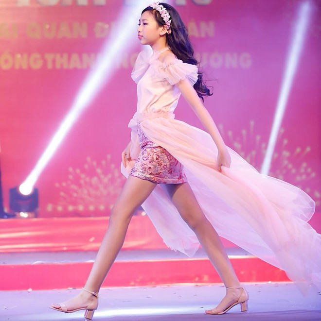Những hình ảnh đời thường xinh đẹp của tiểu mỹ nhân vừa đăng quang Hoa hậu Hoàn vũ nhí Ngọc Lan Vy - Ảnh 5.