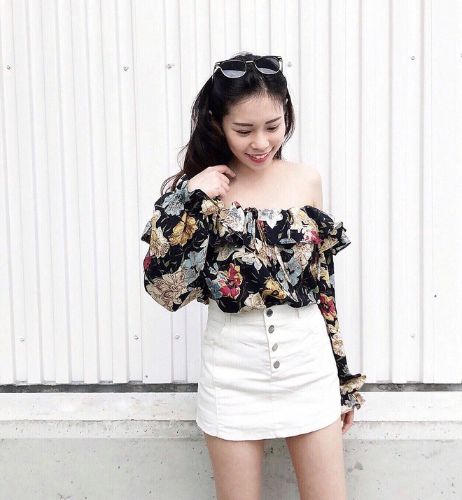 Vừa mát lại vừa điệu, tranh thủ cuối hè các nàng còn chờ gì mà không diện nốt 6 kiểu áo trễ vai hot hit này - Ảnh 11. Vừa mát lại vừa điệu, tranh thủ cuối hè các nàng còn chờ gì mà không diện nốt 6 kiểu áo trễ vai hot hit này - Ảnh 11.