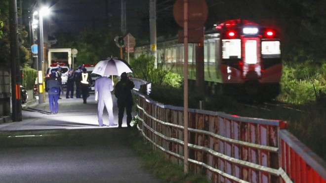 Nhật Bản: Bé gái 7 tuổi bị xe lửa đâm và sự thật về cái chết của em khiến cho người dân vừa run sợ vừa phẫn nộ - Ảnh 3.