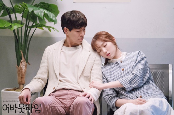 Lee Sung Kyung trông tầm thường và tội nghiệp khi đối diện với hôn phu xinh đẹp của Lee Sang Yoon - Ảnh 4.