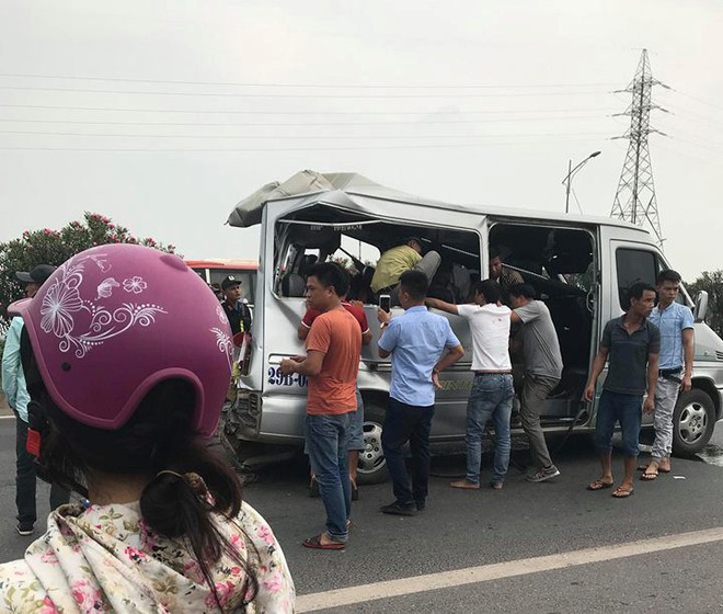 Tai nạn thảm khốc trên cao tốc Hà Nội - Bắc Giang: 2 người chết, 6 người nhập viện - Ảnh 1.