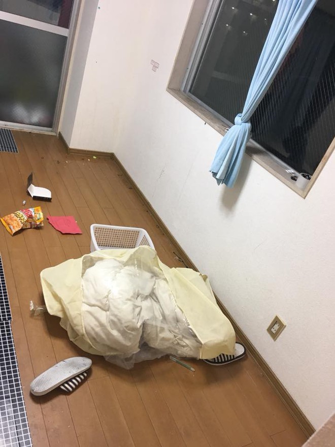 Cô gái trẻ ở Nhật thuê phòng trọ rồi bùng tiền, trốn về nước để lại cả một núi rác - Ảnh 3.