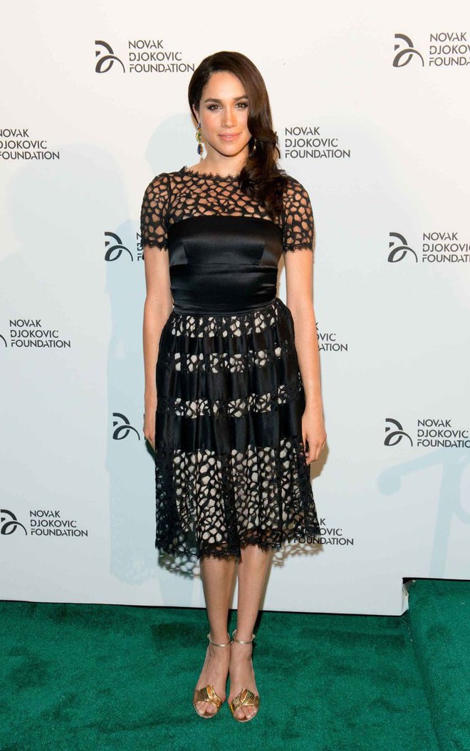 Chùm ảnh: Hành trình nhan sắc của Công nương Meghan từ thời mới vào nghề cho đến khi trở thành người phụ nữ được cả thế giới ngưỡng mộ - Ảnh 13.