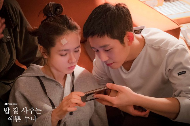 HOT: Cặp đôi Chị đẹp Jung Hae In và Son Ye Jin bất ngờ đồng loạt lên tiếng về tin đồn hẹn hò - Ảnh 2.