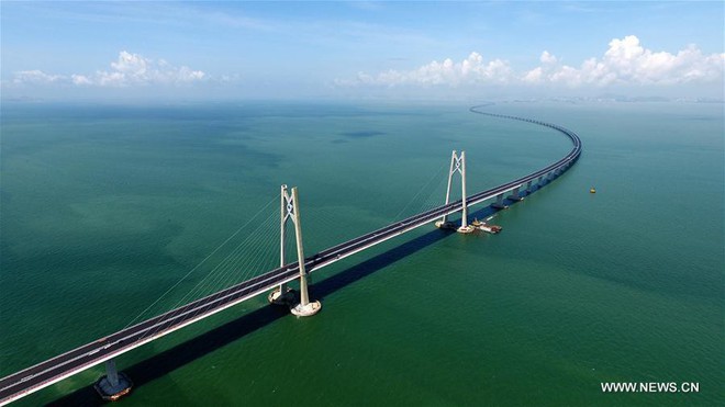 Những công trình cầu đường vĩ đại lập kỷ lục Guinness thế giới, 9/12 nằm ở châu Á - Ảnh 1.