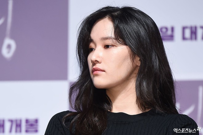 Nàng thơ duy nhất của xứ Hàn tại Cannes 2018: Không quá xinh vẫn gây sốt nhờ mặt siêu lạnh - Ảnh 8.