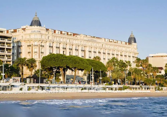 Chiêm ngưỡng nơi ở của Phạm Băng Băng ở Cannes: Phòng VIP khách sạn 5 sao mang tên “nữ hoàng showbiz” giá 120 triệu đồng/đêm, view phóng thẳng ra bãi biển xinh đẹp - Ảnh 7.
