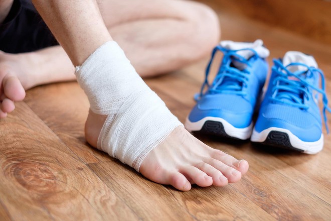 Người phụ nữ 28 tuổi chết sau 7 ngày bị trẹo chân, nguyên nhân khiến ai cũng ngã ngửa - Ảnh 2. Người phụ nữ 28 tuổi chết sau 7 ngày bị trẹo chân, nguyên nhân khiến ai cũng ngã ngửa - Ảnh 2.