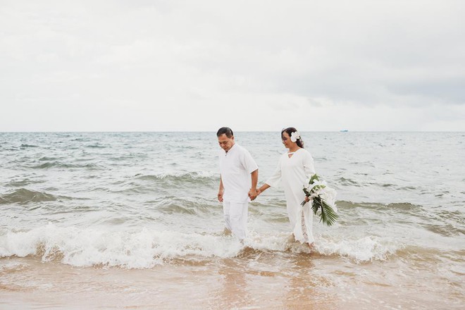 Ảnh cưới vui chất ngất của cặp đôi U50 đã sống thật 35 hạnh phúc lại có 2 phù dâu một tay lo tất tần tật - Ảnh 8.