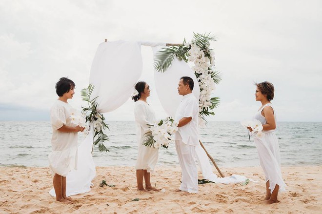 Ảnh cưới vui chất ngất của cặp đôi U50 đã sống thật 35 hạnh phúc lại có 2 phù dâu một tay lo tất tần tật - Ảnh 5.