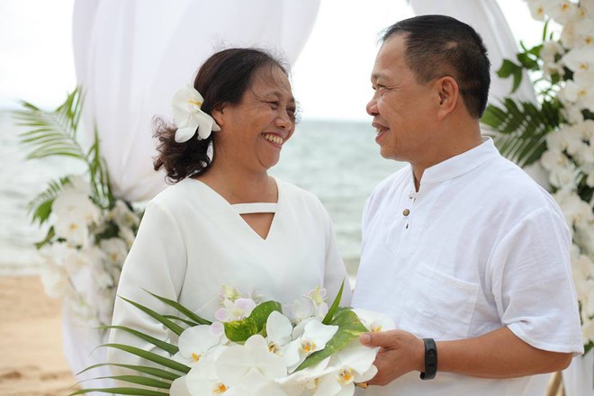 Ảnh cưới vui chất ngất của cặp đôi U50 đã sống thật 35 hạnh phúc lại có 2 phù dâu một tay lo tất tần tật - Ảnh 4.
