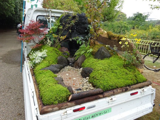 Xe tải cũ hỏng biến thành vườn cây xanh mát đẹp mê li, một lần nữa người Nhật lại khiến thế giới phải choáng váng - Ảnh 3.