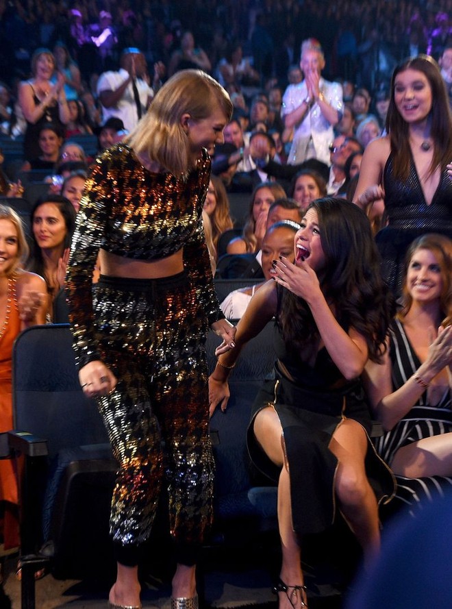 Taylor Swift và Selena Gomez: Tình bạn chân thành suốt 13 năm của hai ngôi sao quyền lực nhất showbiz - Ảnh 9.