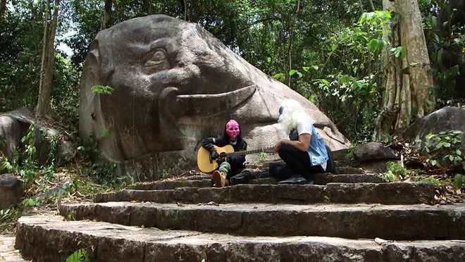 Chàng trai gây sốc khi tuyên bố mình thích mông hơn thích ngực ngay trên show truyền hình - Ảnh 10.