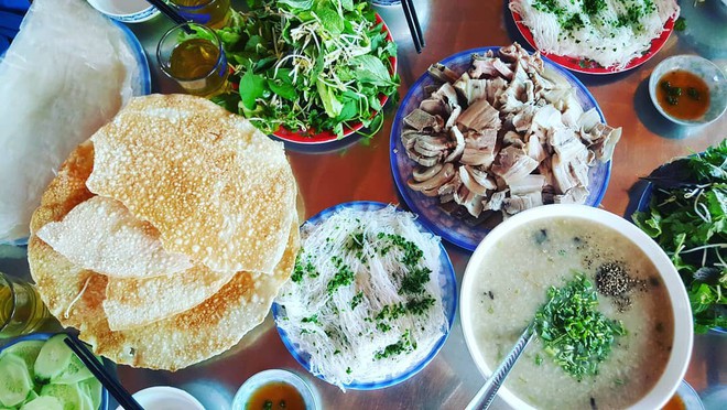 5 món ăn giá cực bình dân mà ngon xuất sắc ở Phú Yên - Ảnh 1.