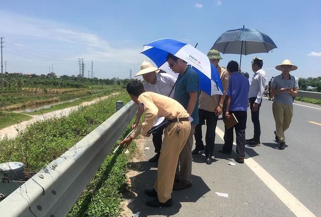 Thông tin mới vụ hai thiếu nữ tử vong trên cầu lúc nửa đêm - Ảnh 1.