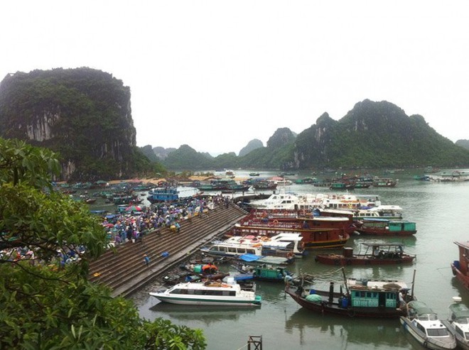 Quảng Ninh: Sét đánh khiến toàn bộ điện lưới đảo Cô Tô mất điện kéo dài - Ảnh 1.