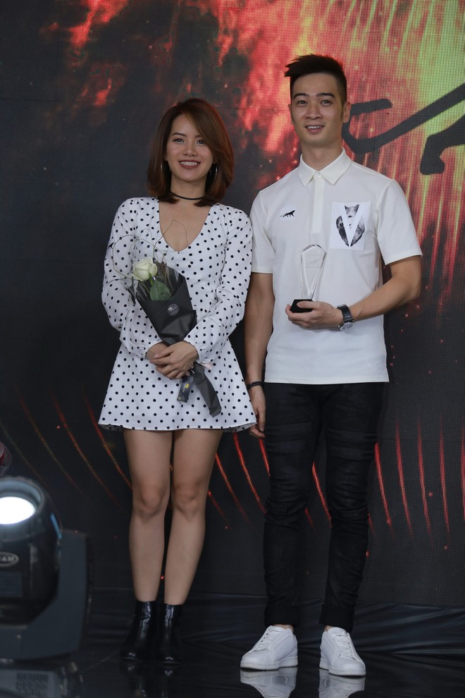 Vắng ông xã Khải Anh, Đan Lê xuất hiện xinh đẹp bên Phan Anh - Ảnh 13. Vắng ông xã Khải Anh, Đan Lê xuất hiện xinh đẹp bên Phan Anh - Ảnh 13.