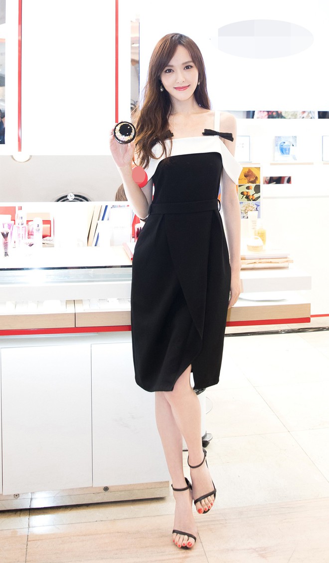Đường Yên khoe nhan sắc xinh đẹp ngọt ngào ở tuổi 34 sau một năm im hơi lặng tiếng - Ảnh 2. Đường Yên khoe nhan sắc xinh đẹp ngọt ngào ở tuổi 34 sau một năm im hơi lặng tiếng - Ảnh 2.