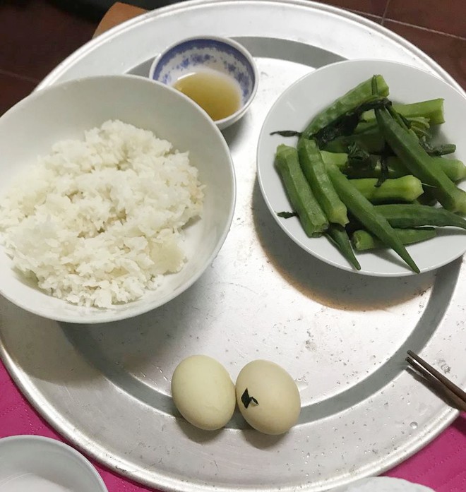 Gửi 5 triệu nhờ mẹ chồng mua đồ ăn giúp, dâu trẻ ở cữ vẫn cay đắng với liên khúc combo 2 trứng 1 rau mỗi ngày - Ảnh 2.