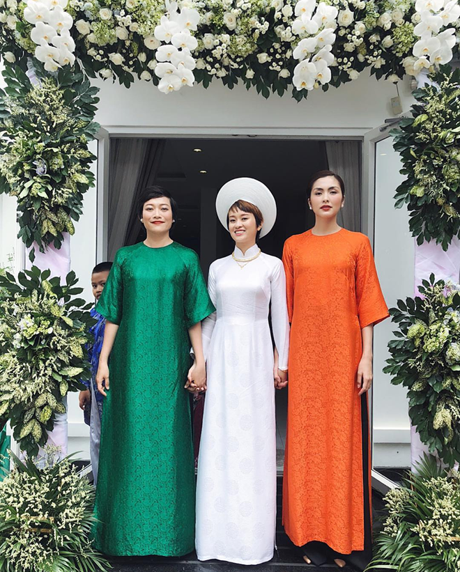 Chỉ mặc áo dài mà Tăng Thanh Hà cũng gây xôn xao mạng xã hội - Ảnh 2.