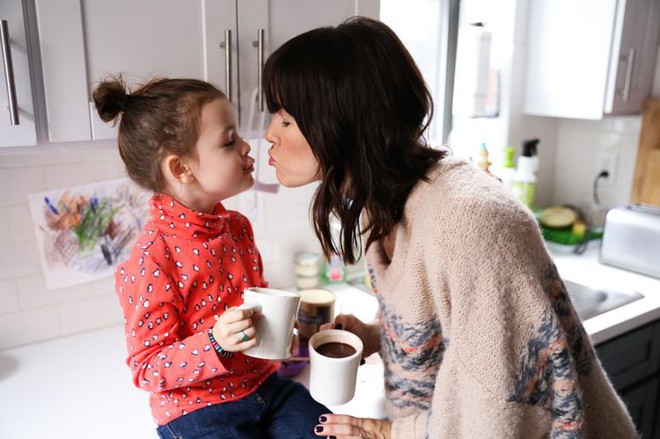 Đi tìm 4 bà mẹ Hoàng đạo hay yêu chiều con cái - Ảnh 1.