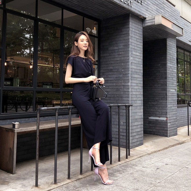 Street style diện toàn màu nền nã ngắm mãi không chán của các quý cô Châu Á - Ảnh 3.