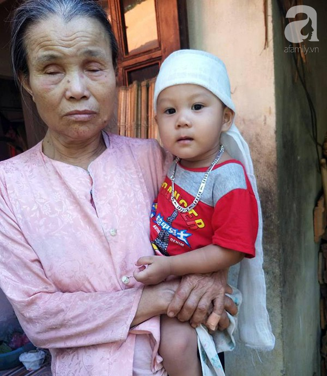 Người mẹ bị ung thư v&uacute;, l&agrave; người trụ cột trong gia đ&igrave;nh to&agrave;n người m&ugrave; l&ograve;a ở Ph&uacute; Thọ đ&atilde; m&atilde;i m&atilde;i ra đi - Ảnh 3.