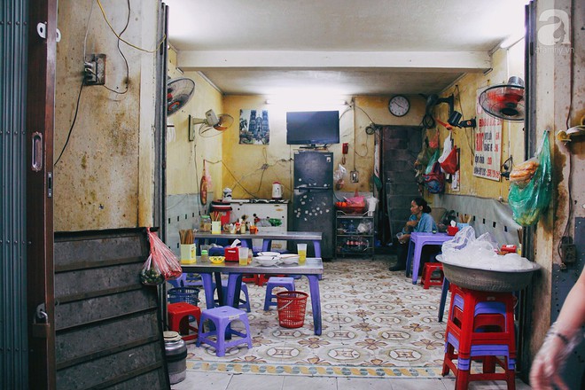 Khám phá món cháo đậu xanh bò khô có 1-0-2 gần 10 năm tuổi trong ngõ Bạch Mai - Ảnh 3.