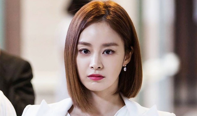 Chưa kịp đi đánh ghen thì nhân tình của chồng đã mò đến tận nhà để làm rùm beng lên khiến tôi ngất ngay tại trận - Ảnh 1.