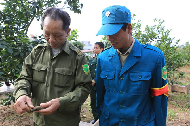 Vụ phát hiện đạn trong nhà dân ở Hưng Yên: Mới được thu gom 2 tháng gần đây - Ảnh 3.